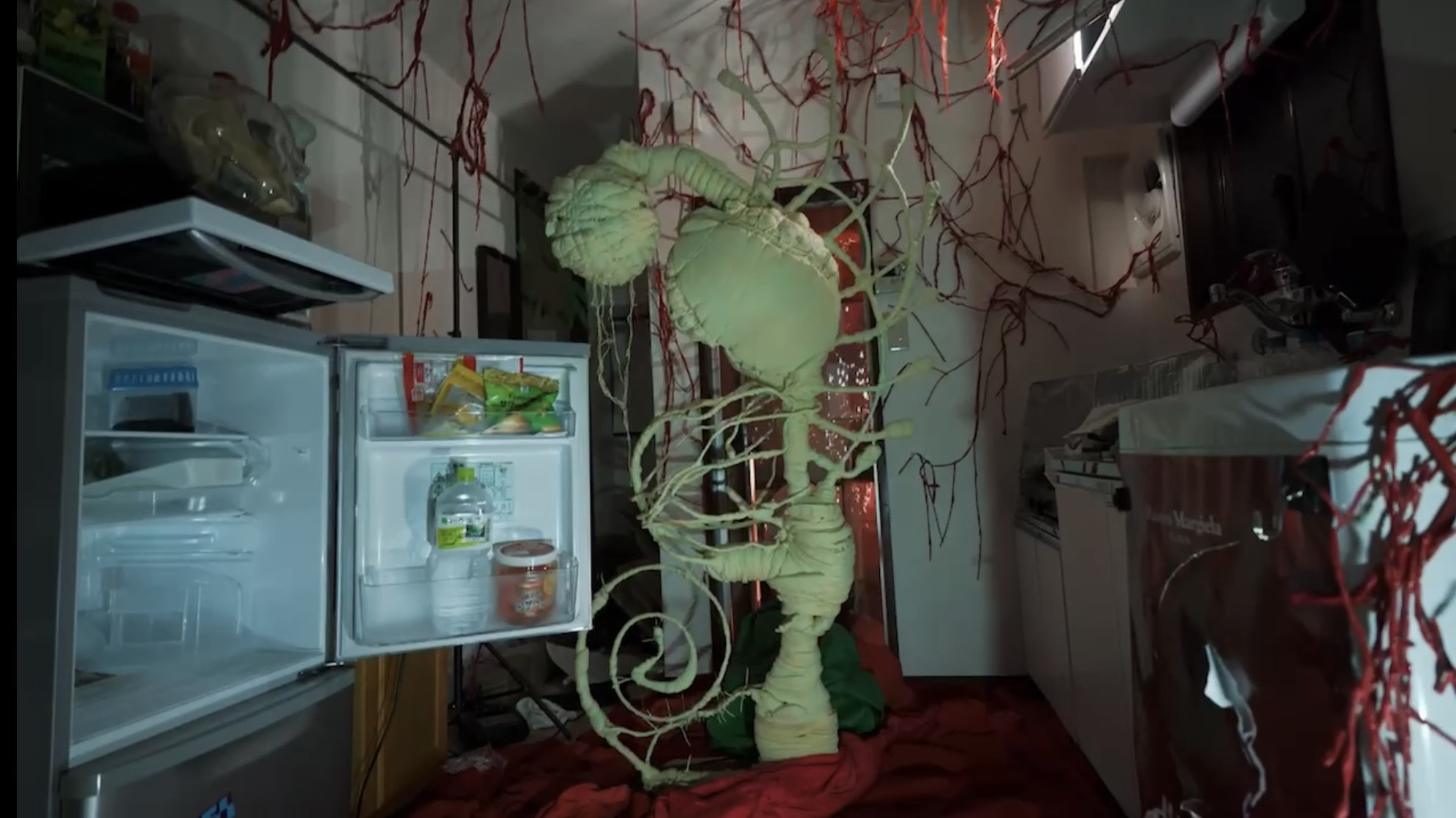 耳ニ壁アリ目ニ障子アリ