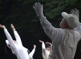 ���W�I�̑��̎���