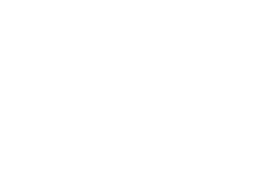 『ビューティー＃2』　BEAUTY #2
1965年／66分／16ミリ／モノクロ
出演：イーディ・セジウィック、ジーノ・ベスチオ、（画面外）ジェラード・マランガ、チャック・ウェイン

ファッション・モデルであり「ファクトリー」のスーパースターの一人だったイーディをフィーチャーした作品。ウォーホルは65年に大学をやめたばかりのイーディと出会っていらい、半年ほど彼女を主役に熱心にサウンド映画を作り続けた。当時、イーディとアンディはいつも一諸で、両性具有的でしかもセクシーな彼女はアンディの分身のようだった。60年代ニューヨークの典型型ヒロインというべきイーディについては映画『ファクトリー・ガール』（2006）や伝記『イーディ ‘60年代のヒロイン』（邦訳・筑摩書房）で描かれている。
イーディが自分のアパートメントで、下着姿でベッドの上で話したりウォッカを飲んだりボーイフレンドと抱き合ったりするのを固定カメラが撮り続ける。彼女の二人のボーイフレンド、ビューティNo.1（チャック・ウェイン）とビューティNo.2（ジーノ・ペスチオ）をめぐる三角関係がテーマで、オフ（画面外）の声とイーディのやり取りは映画的にも興味深い。
