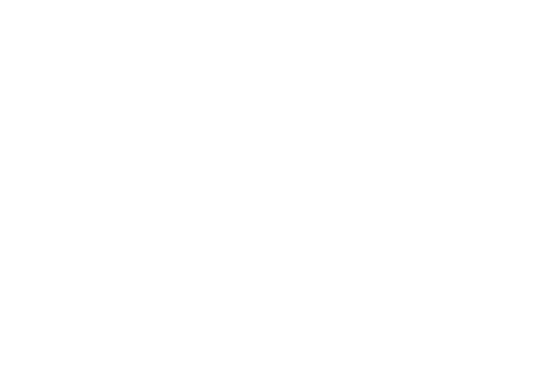 『ロンサム・カウボーイ』　LONESOME COWBOYS
1967年／110分／16ミリ／カラー
出演：ヴィヴァ、ジョー・ダレッサンドロ、テイラー・ミード、ルイス・ウォルドロン、エリック・エマーソン、トム・ホンパーツ他

ウォーホル初のロケーション映画で最後の監督作品。西部劇のメッカ・アリゾナ州トゥーソンで4日間で撮影。役者は主演女優ヴィヴァ以外はすべてゲイの男たち。彼らは西部劇ジャンルのクリシェをアイロニカルに演じ、メロドラマ的な想像に満ちた会話を通じてキャンプ感覚を全面に押し出した。ヴィヴァとテイラー・ミードがゴーストタウンで無法者のカウボーイの一団と会う。彼女はカウボーイに犯されそうになるが、むしろ男たちを誘惑する。カウボーイの仲間割れもある。「ポール・モリセイによるウォーホル映画」の常連で、ボロフチクの『夜明けのマルジュ』やセルジュ・ゲンズブールの『ジュテーム・モワ・ノン・プリュ』にも出演していた美少年ジョー・ダレッサンドロのデビュー作でもある。
なお、この映画の撮影中、ウォーホルとその一団はFBIによって厳重に監視されていた。

