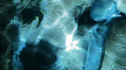 �������̔��΂͍�